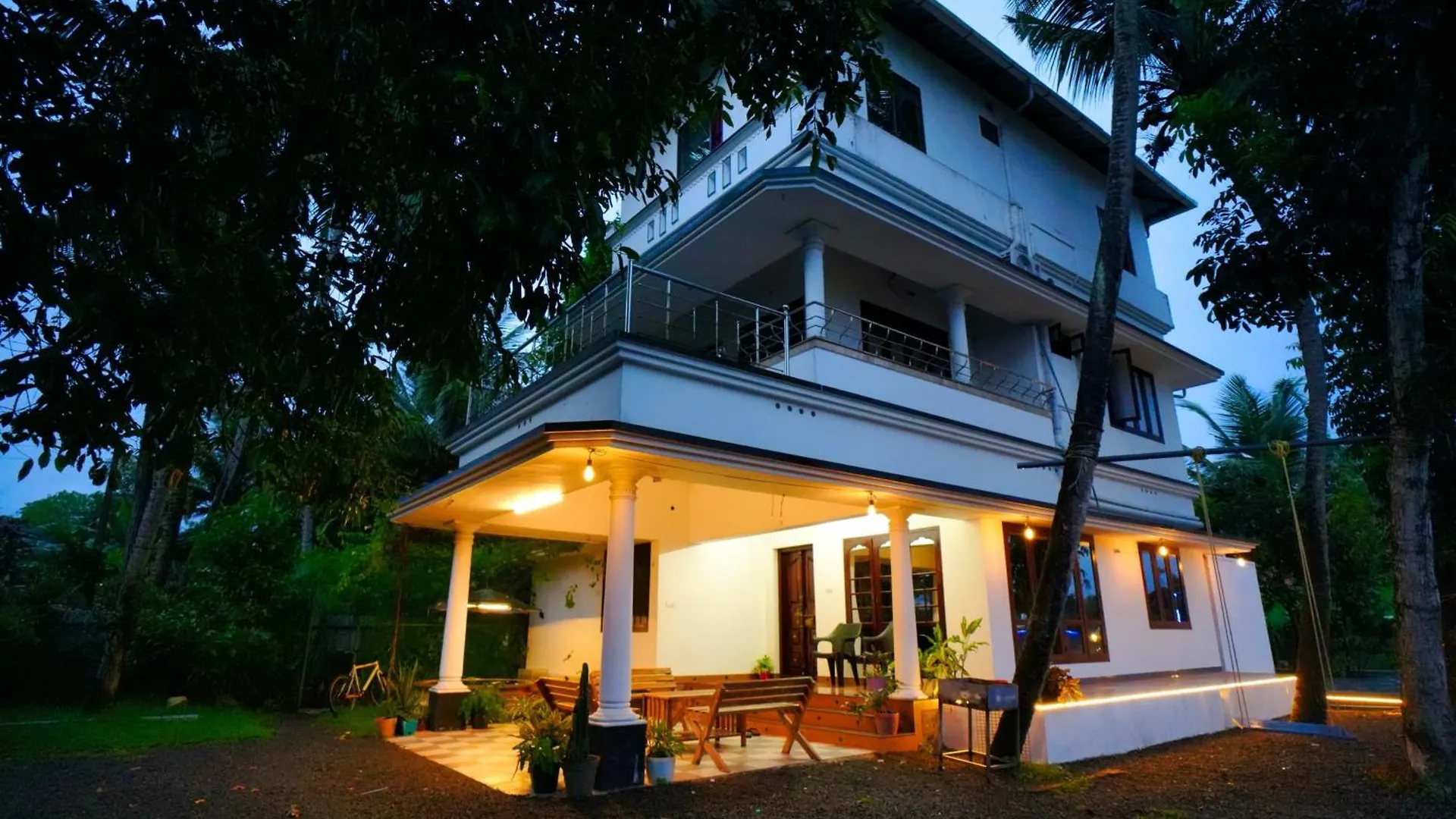 The Riverview Residency-Waterfront Pool Villa,Chirayam, Ernakulam Kochi Ubytování v soukromí